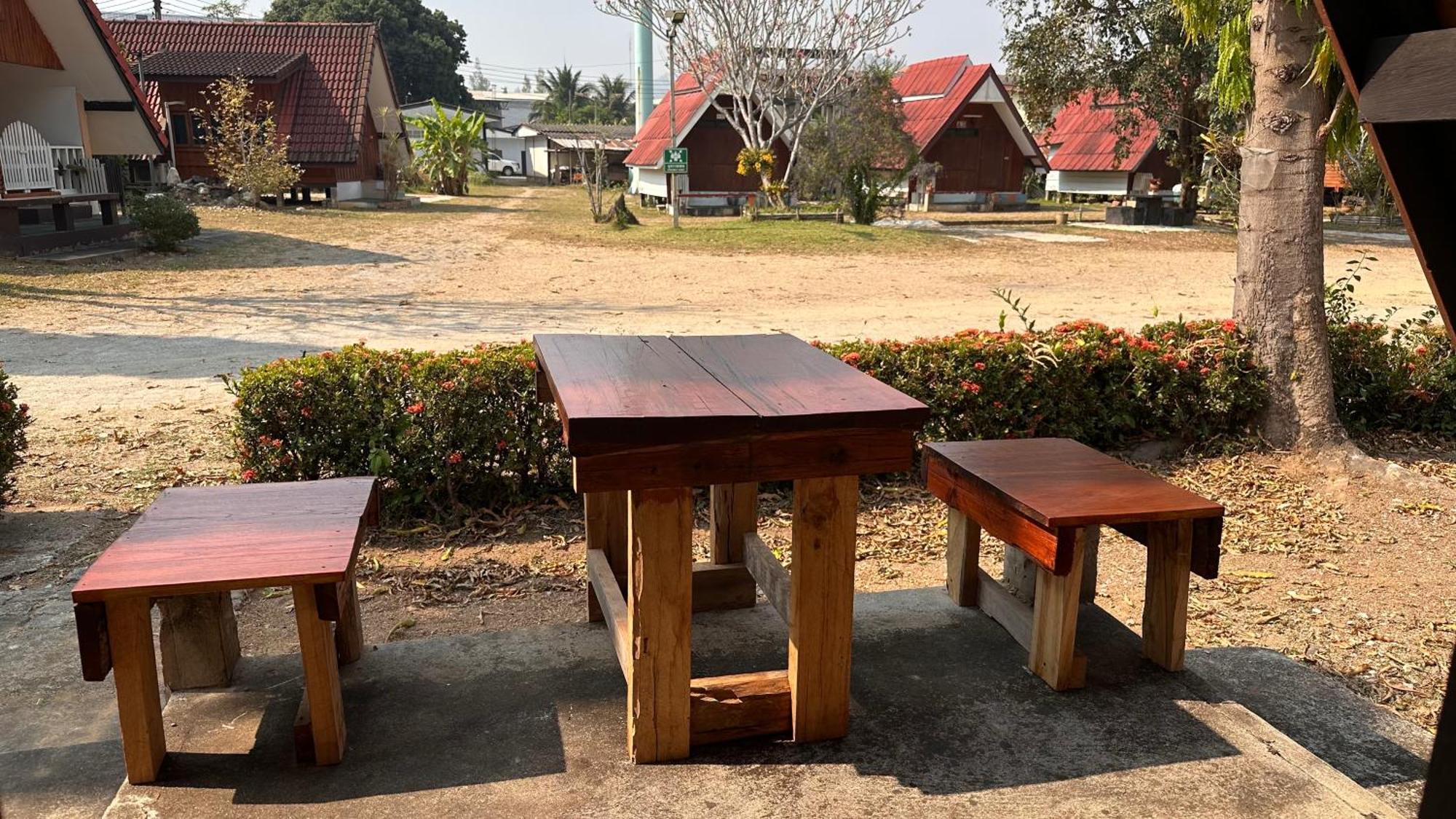 Mae Chaem Hotel And Resort المظهر الخارجي الصورة